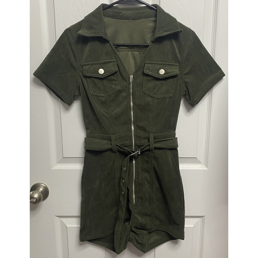 Unbranded (think it's Free People)Corduroy Zip Front Shorts Romper Green XS-EUC